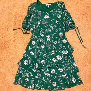 Speechless green white floral dress size-xs